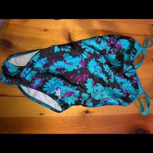 Speedo swim suit size 30
